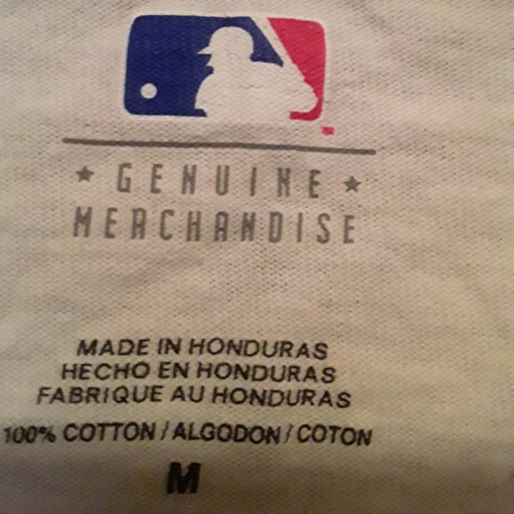 CUBS T-Shirt - Picture 2 of 2